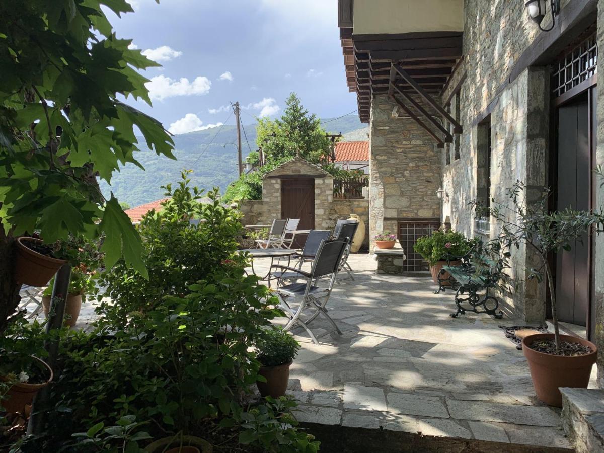 Palio Eleotrivio Guest house Agios Lavrentios