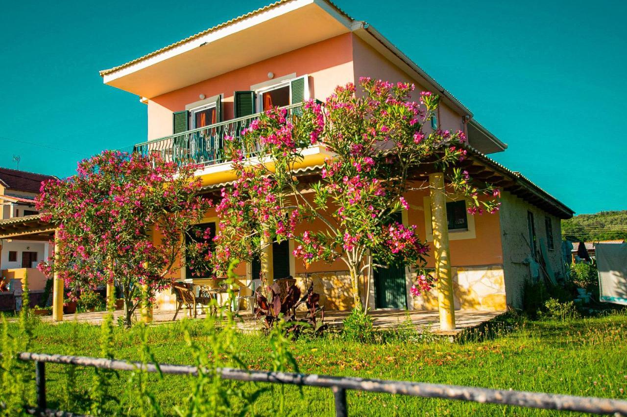 Anna Apartment