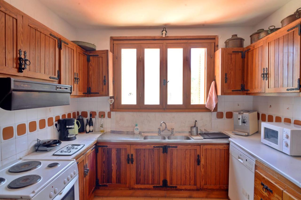 Holiday home Antorina Grande Beachfront House With Private Pool *