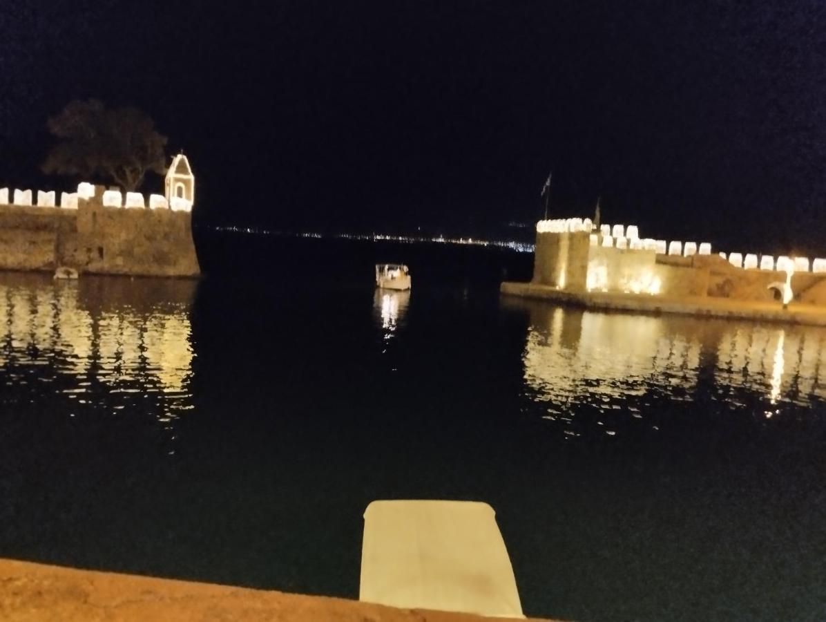 Apartment πέτρινο στη θάλασσα *