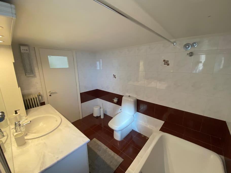 Apartment 2-bedroom In Athina *