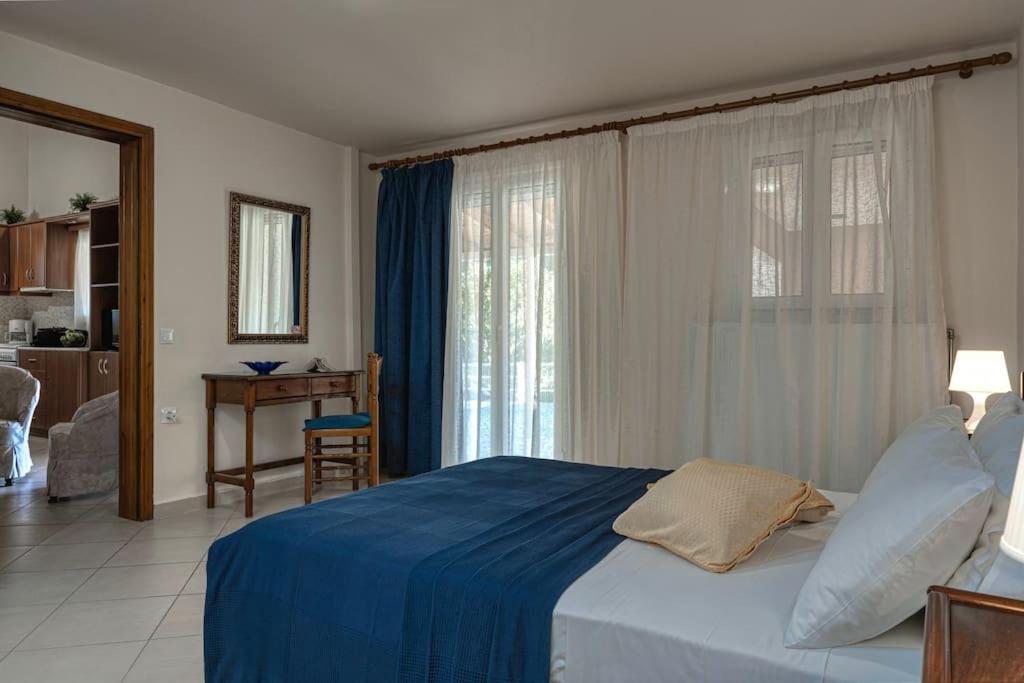 Alice Happy Place 1 , Only 5 Minutes From The Shipwreck!!! Holiday home *