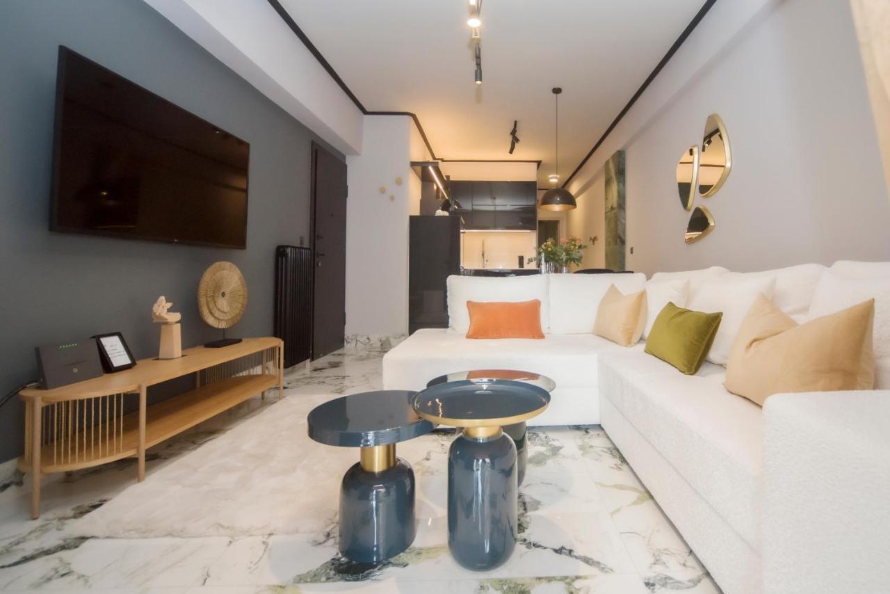 Luxury Premium #4 *