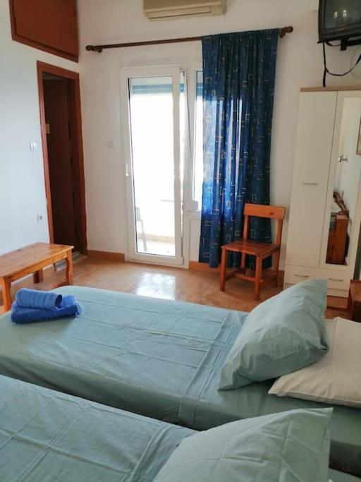 Apartment Rodon In Spilia Leros