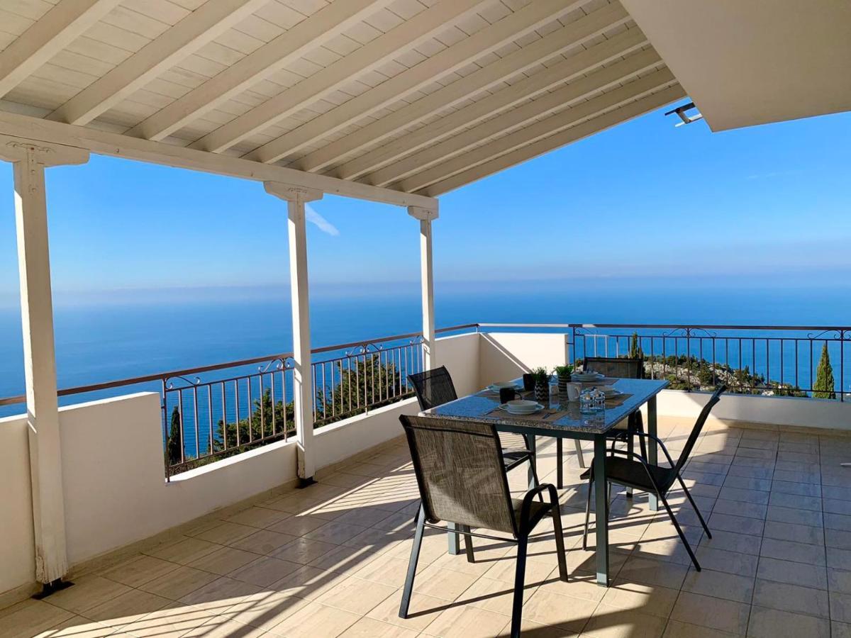 Villari Lefkas Apartment *