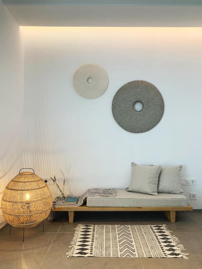 Villa Artemis In Triantaros Tinos *