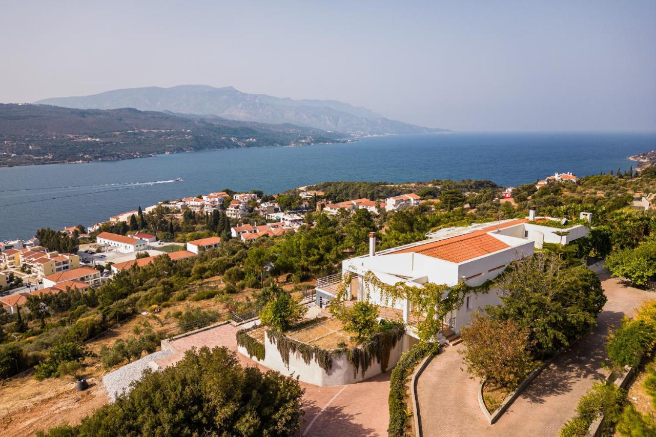 Heaven's Door * Samos Town