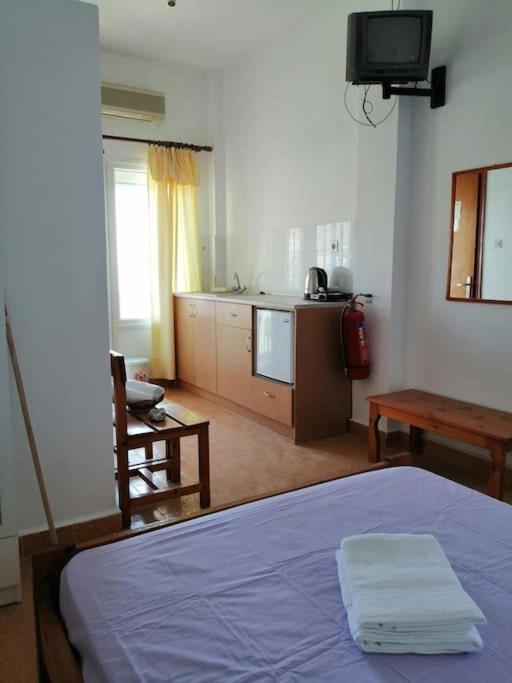 Apartment Rodon Piganousa In Spilia Leros *