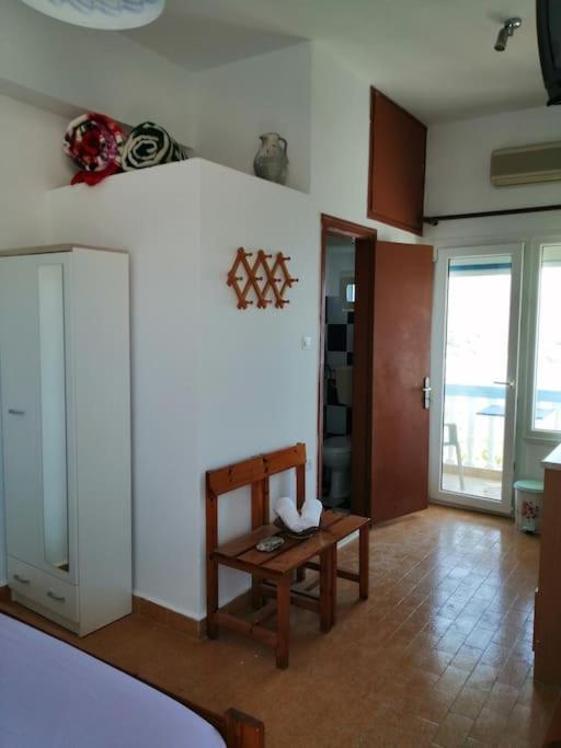 Apartment Rodon Piganousa In Spilia Leros Panteli