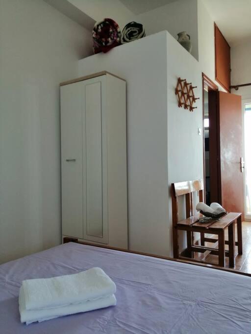 Apartment Rodon Piganousa In Spilia Leros Panteli