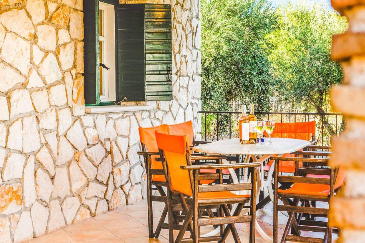 Helona Marathias (Zakynthos)