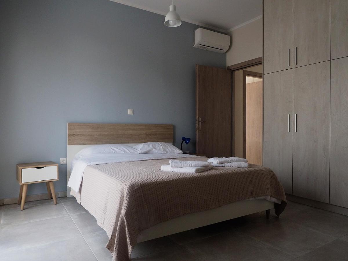 Melissinos Beachfront Apartment