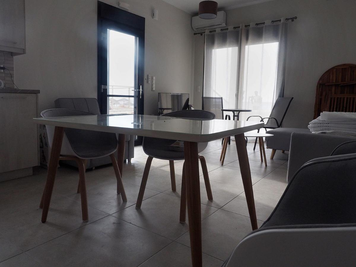 Apartment Melissinos Beachfront