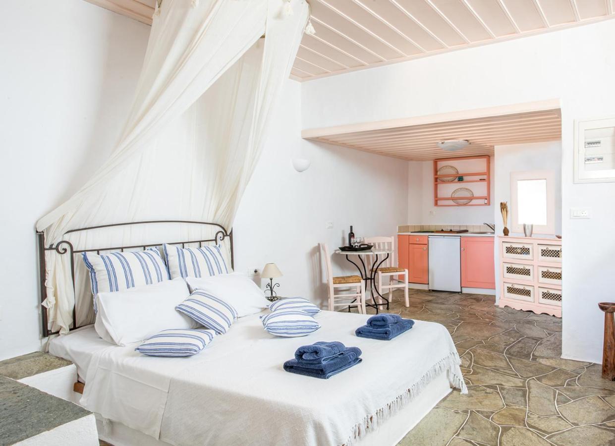 Lighthouse Aparthotel Faros (Sifnos)