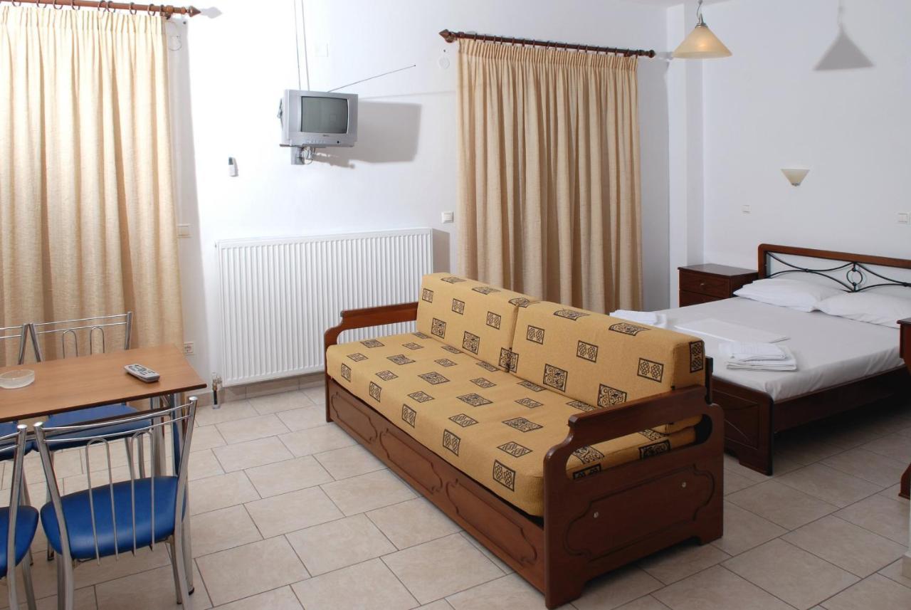 Apartment Zouzoula House