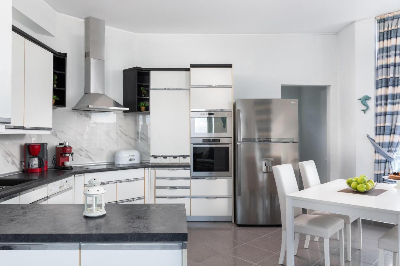 Monte Smith Luxury Rhodes City