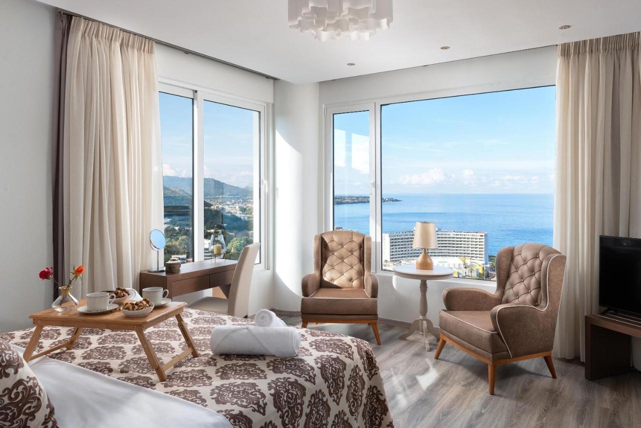 Monte Smith Luxury Villa *