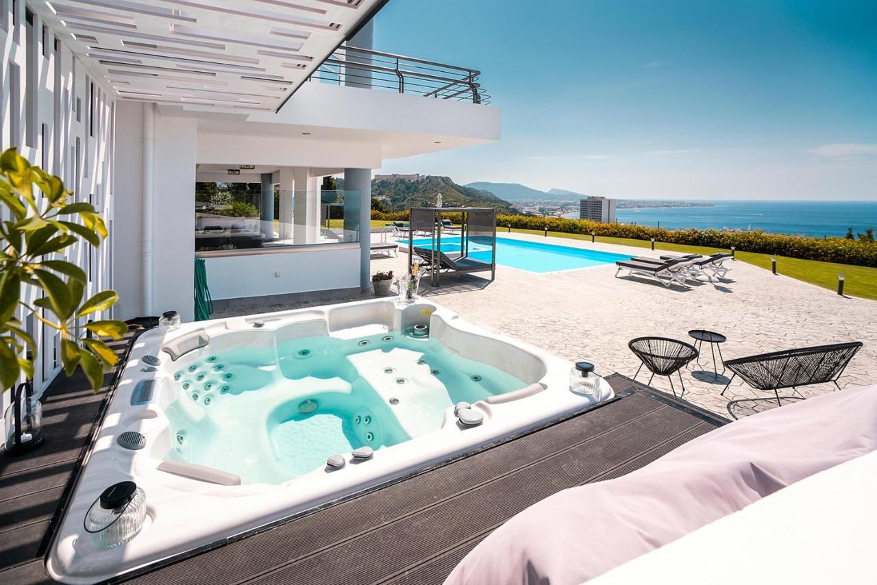 Monte Smith Luxury * Rhodes City