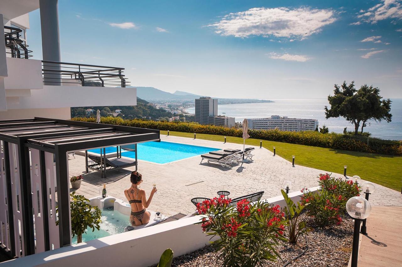 Monte Smith Luxury Villa