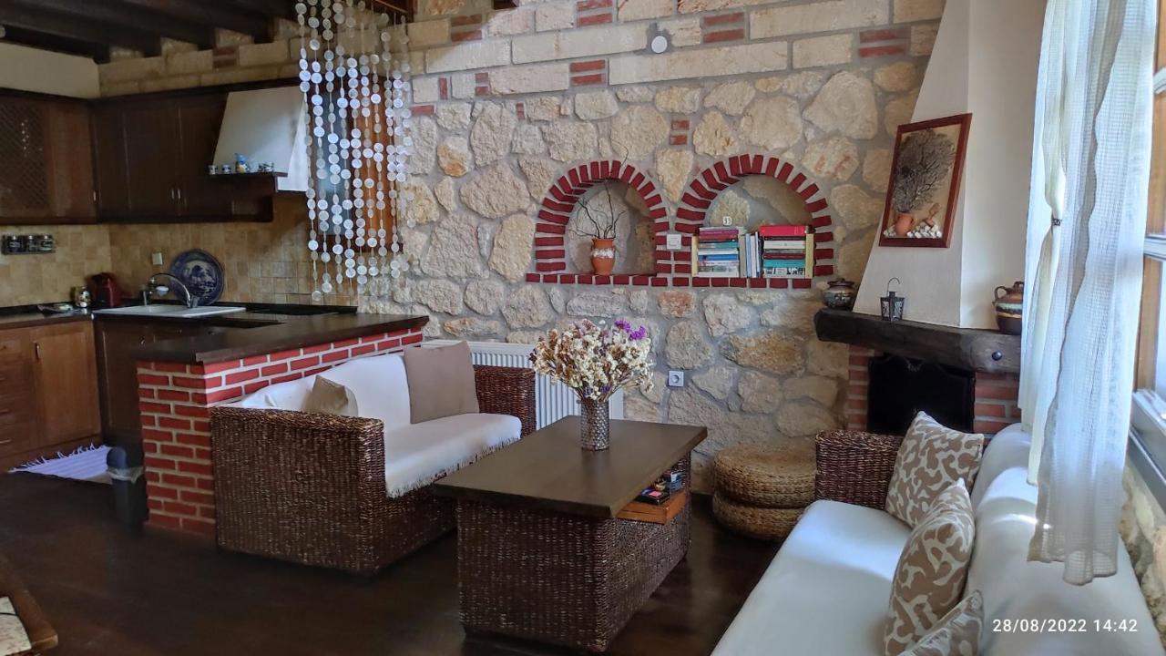 Artemis Stone House Holiday home Psakoudia