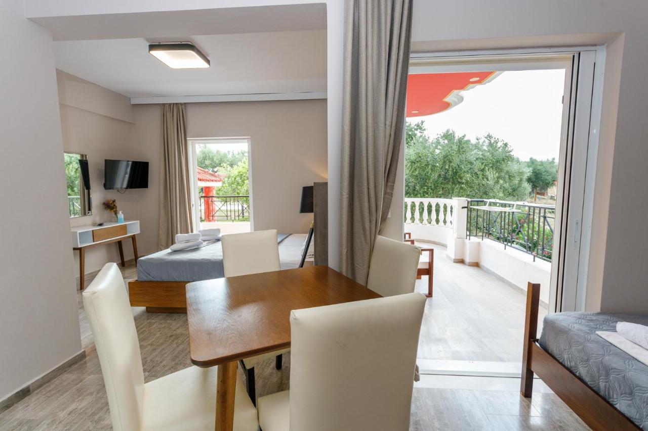 Foinikounta View Aparthotel