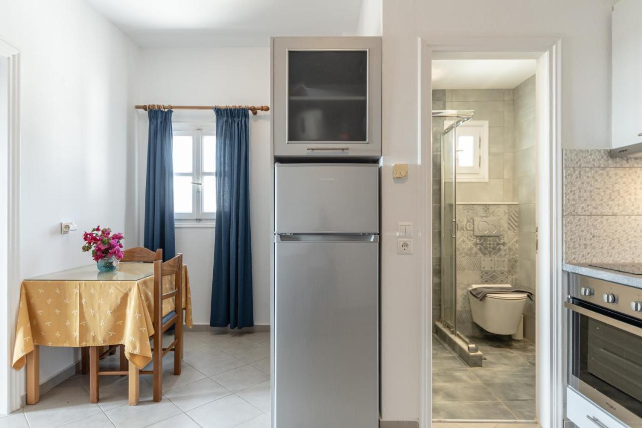 Aparthotel Crystal Naxos 1 At 3*