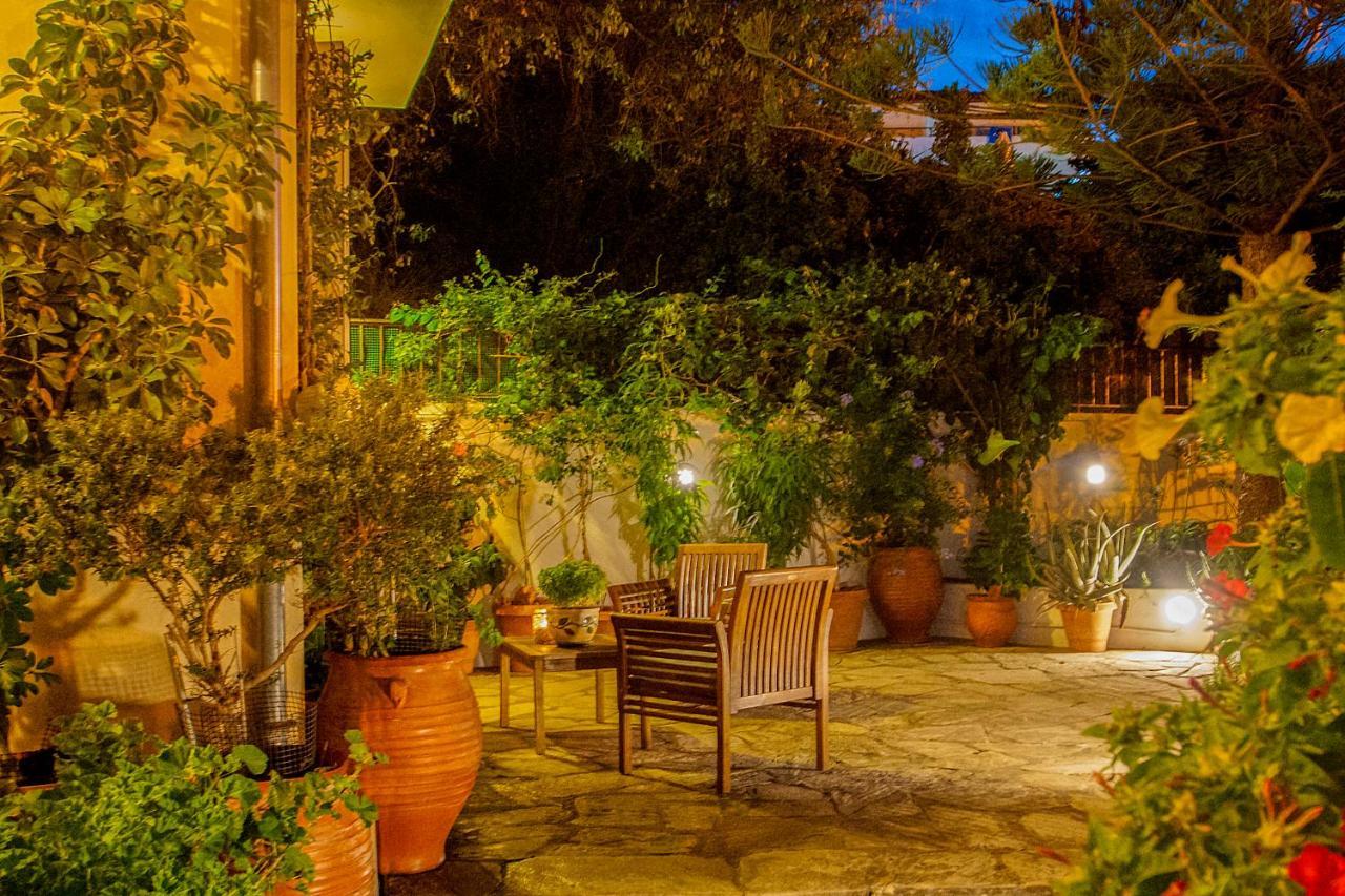 Annis House Guest house Skiathos Town