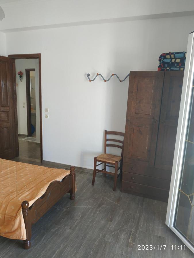 Gerekos And Apartment *
