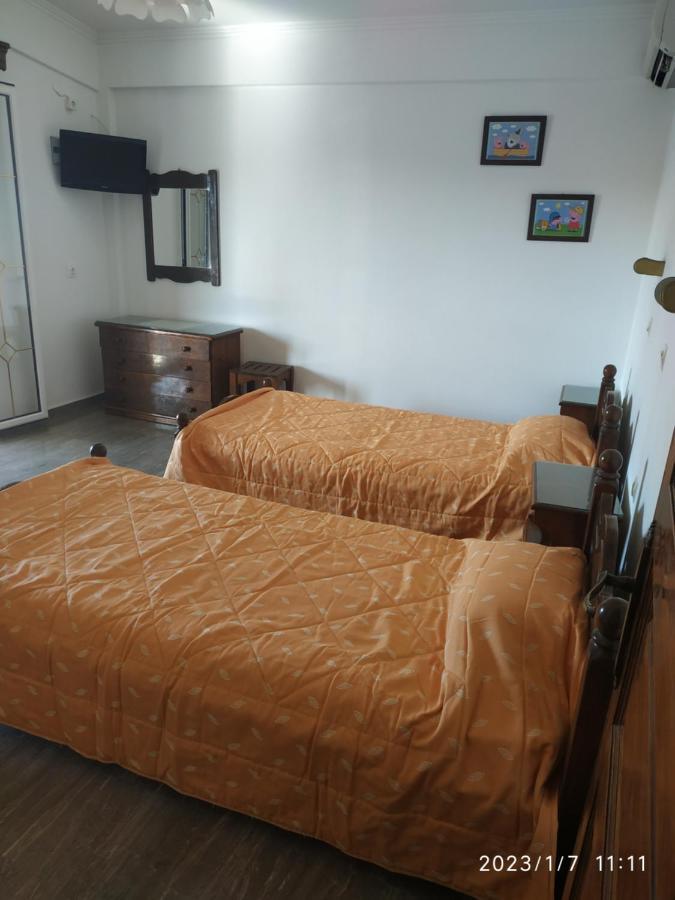 Gerekos And Apartment