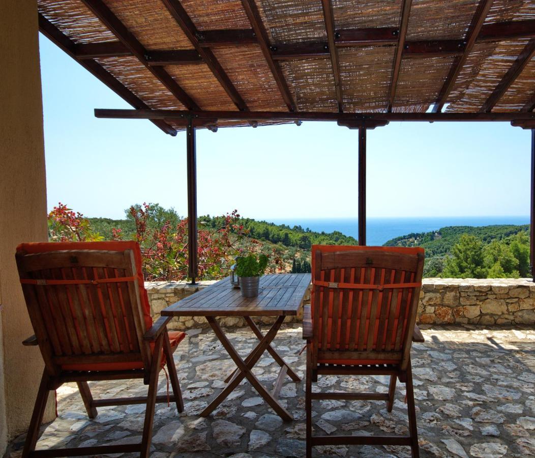 Alonissos Poikilma - Luxury In Alonissos In Nature With Private Pools Villa