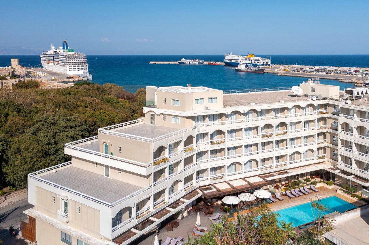 Athineon Aparthotel 4*