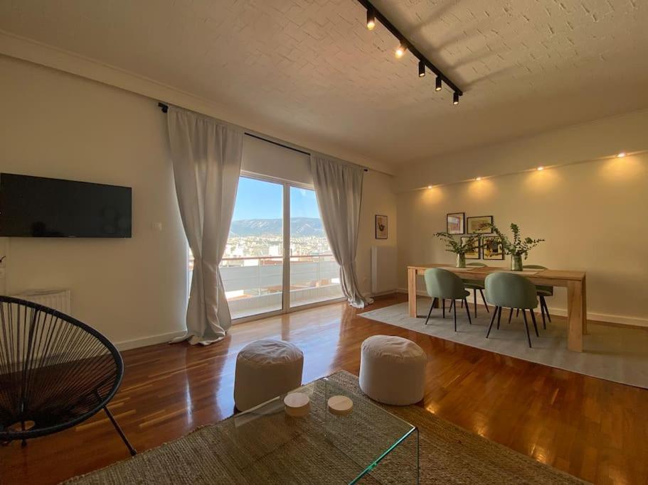 2-bedroom In Athina * Athens