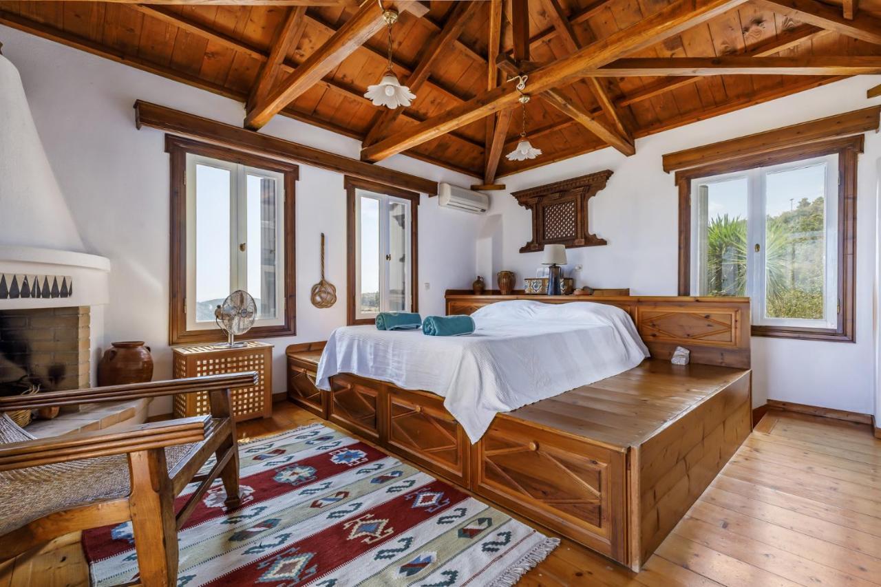 Plum Ridge House * Skopelos Town