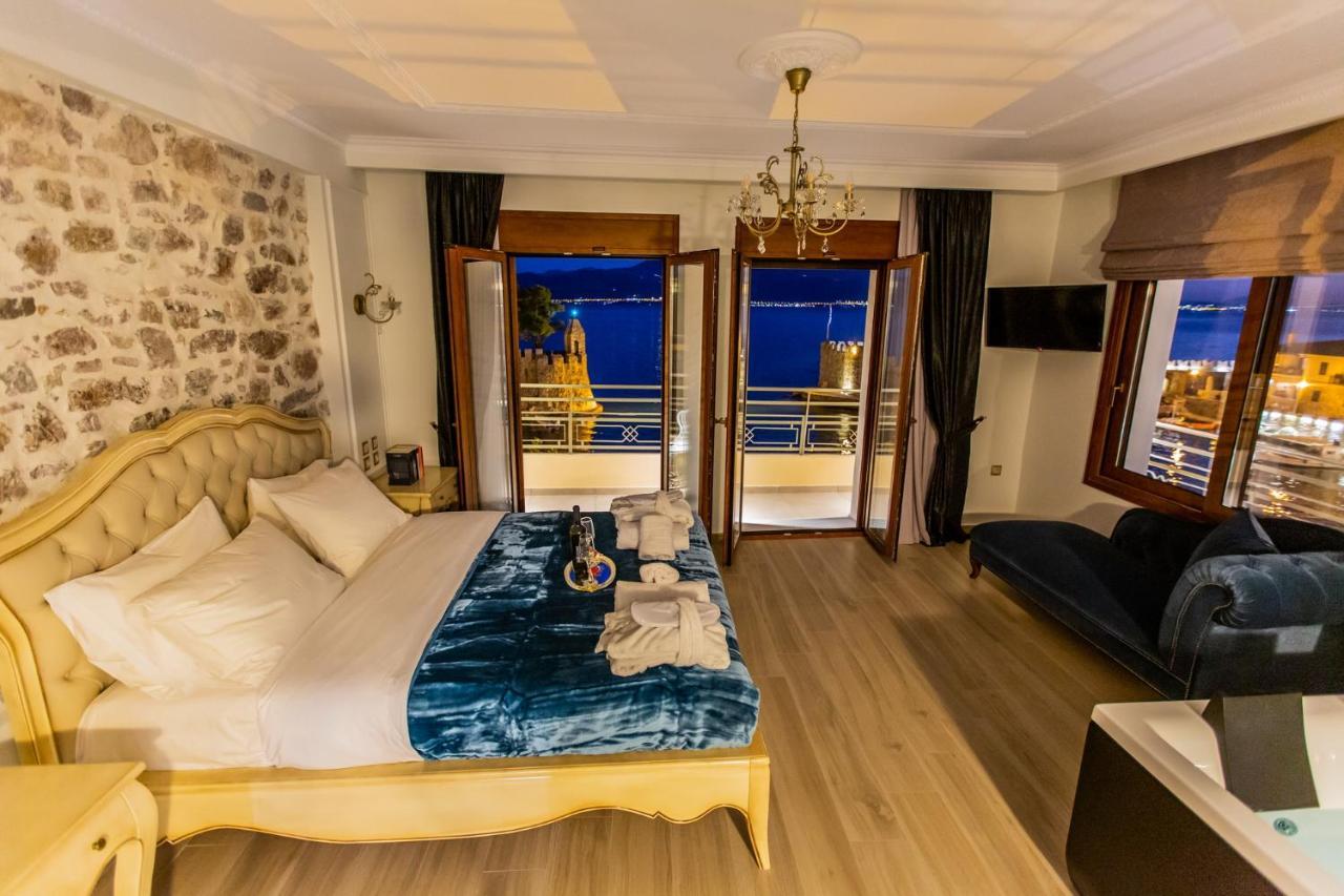 Vip Lepanto Port