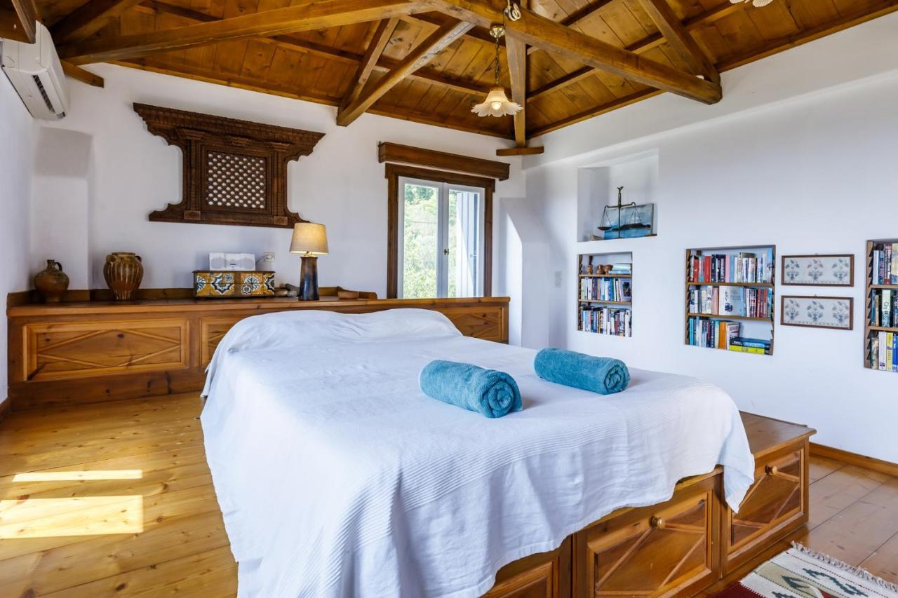 Plum Ridge House * Skopelos Town