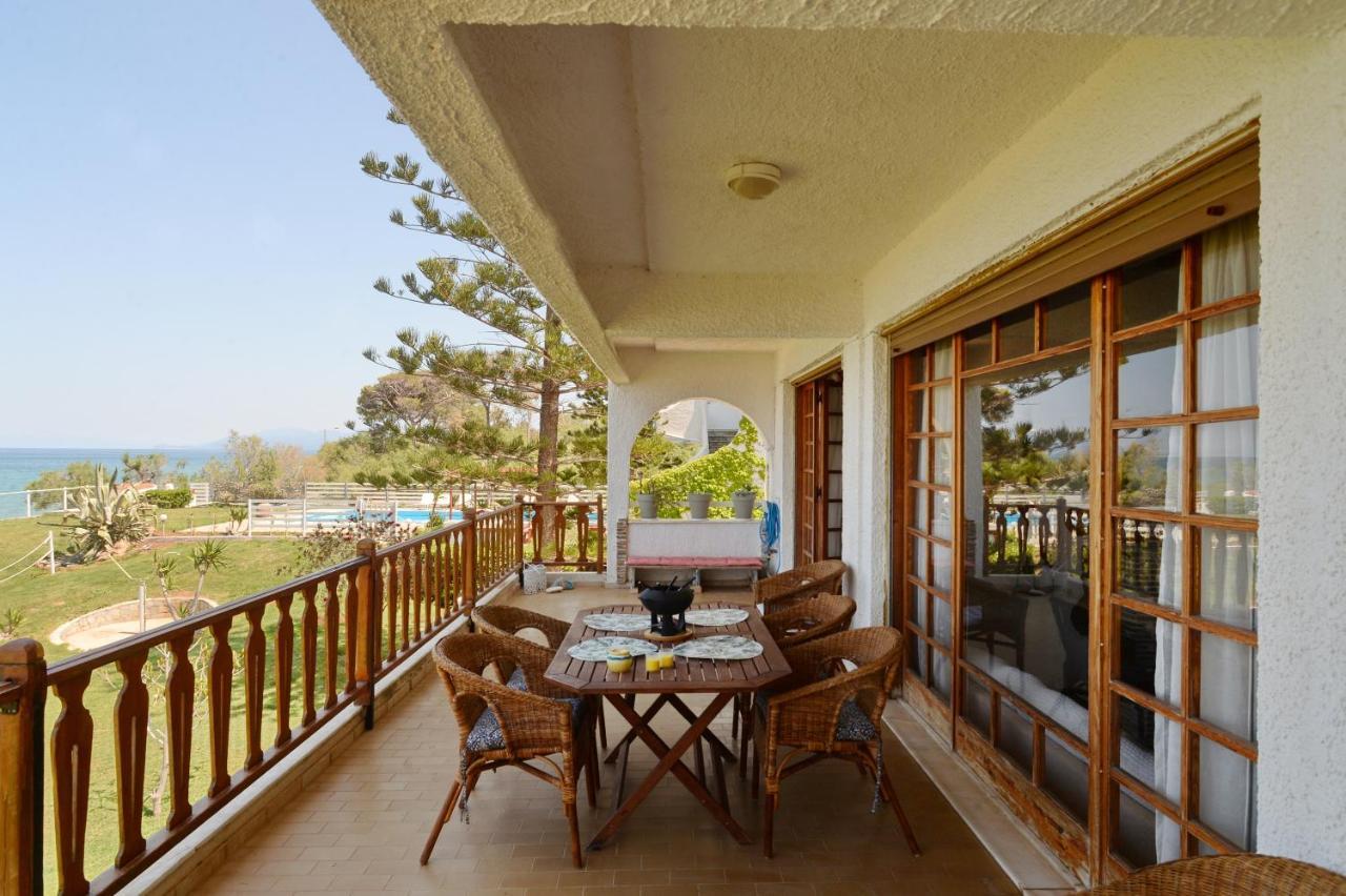 Holiday home Antorina Grande Beachfront House With Private Pool