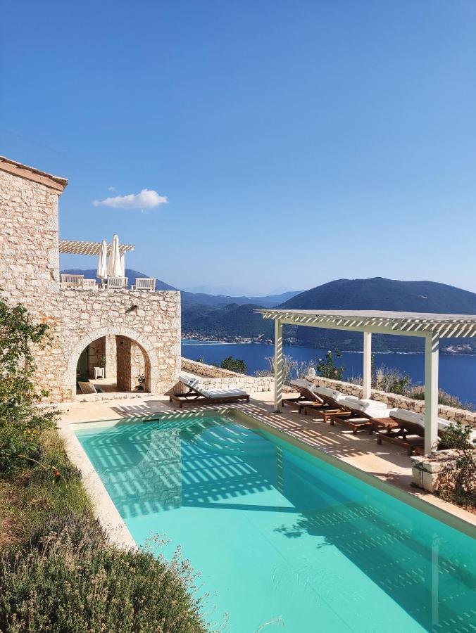 Urania Luxury Villa