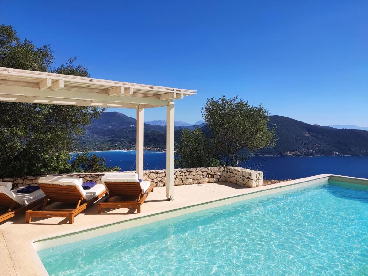 Urania Luxury Villa