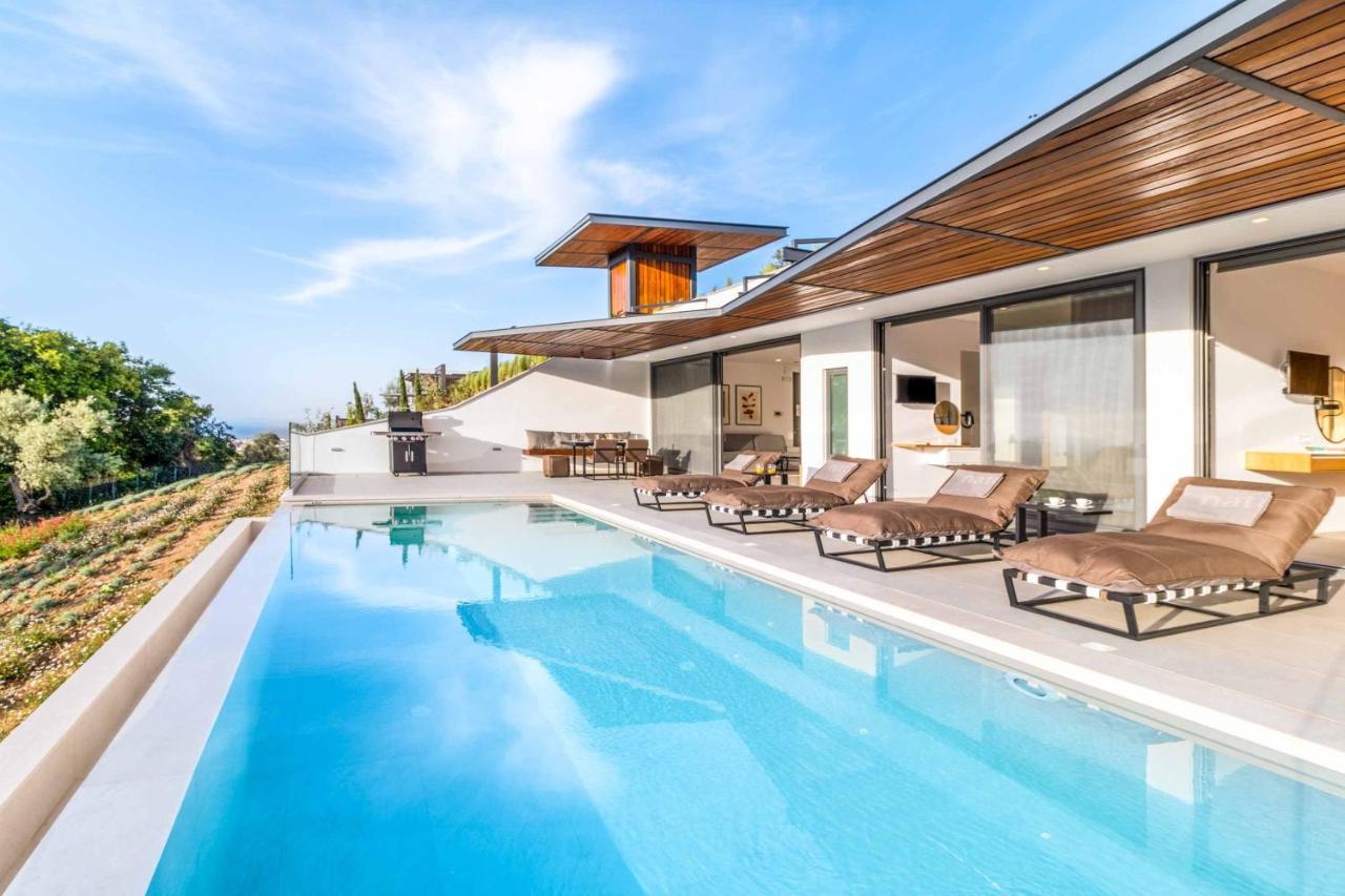 Villa Beyond The Horizon Lefkada City