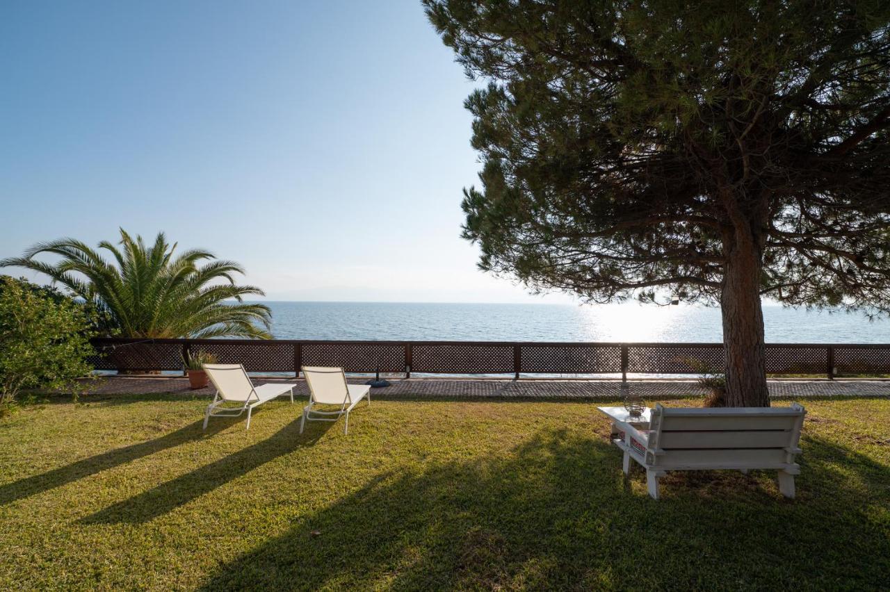 Cortesia Maritima - Seaside & Private Holiday home Amarynthos