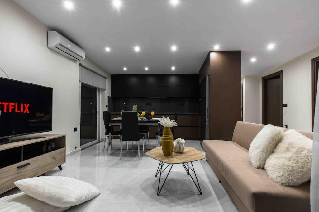 Apartment Sweet - Big Balcony With Great View Kissamos