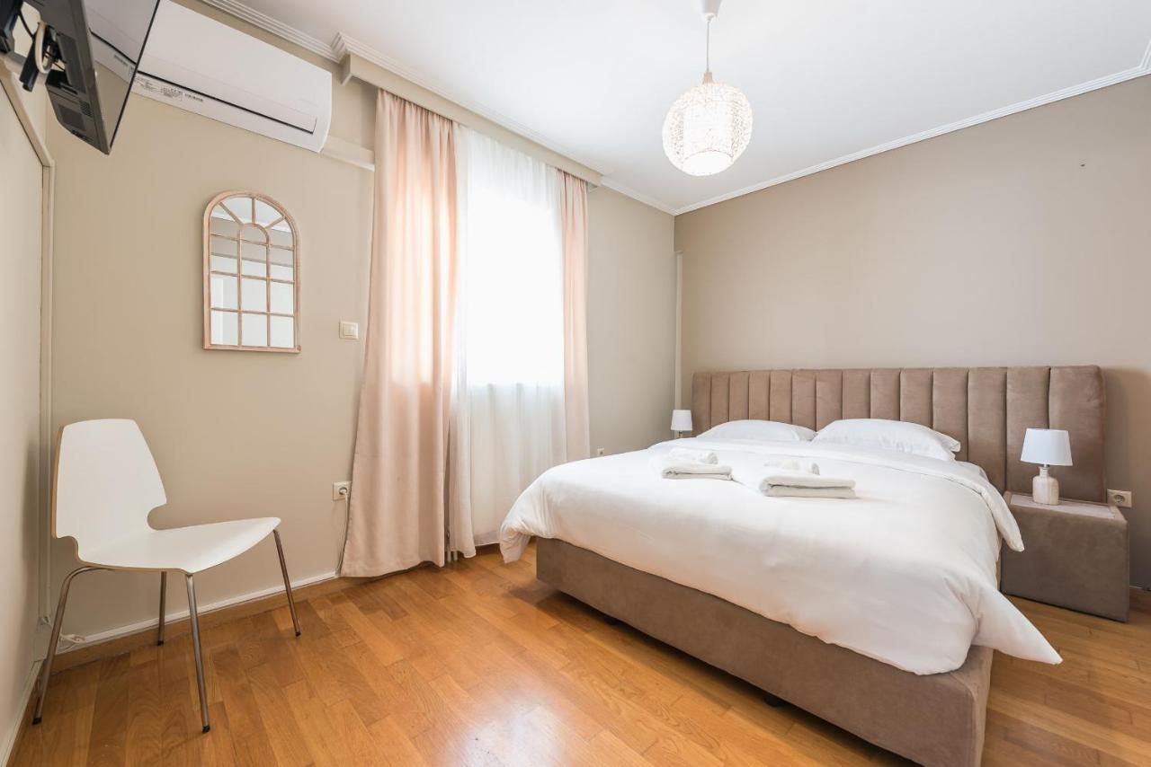 Luxury And Spacious For 6 Guests Apartment *