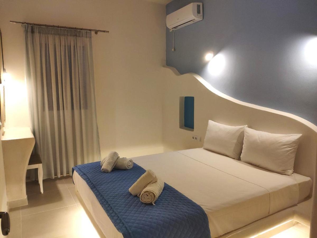 Aelia Mare Nr1 * Isternia (Tinos)
