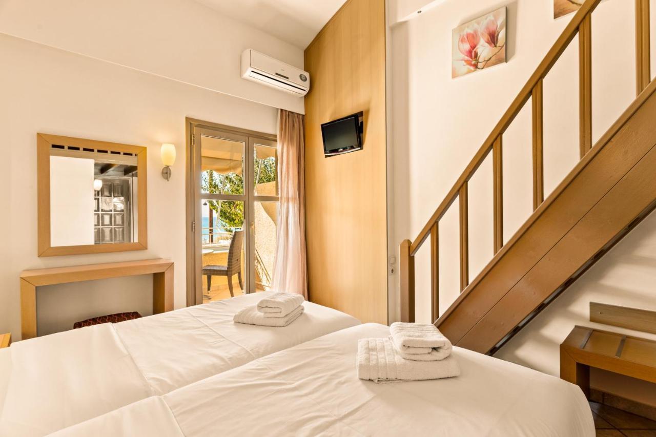 Kalogria Aparthotel