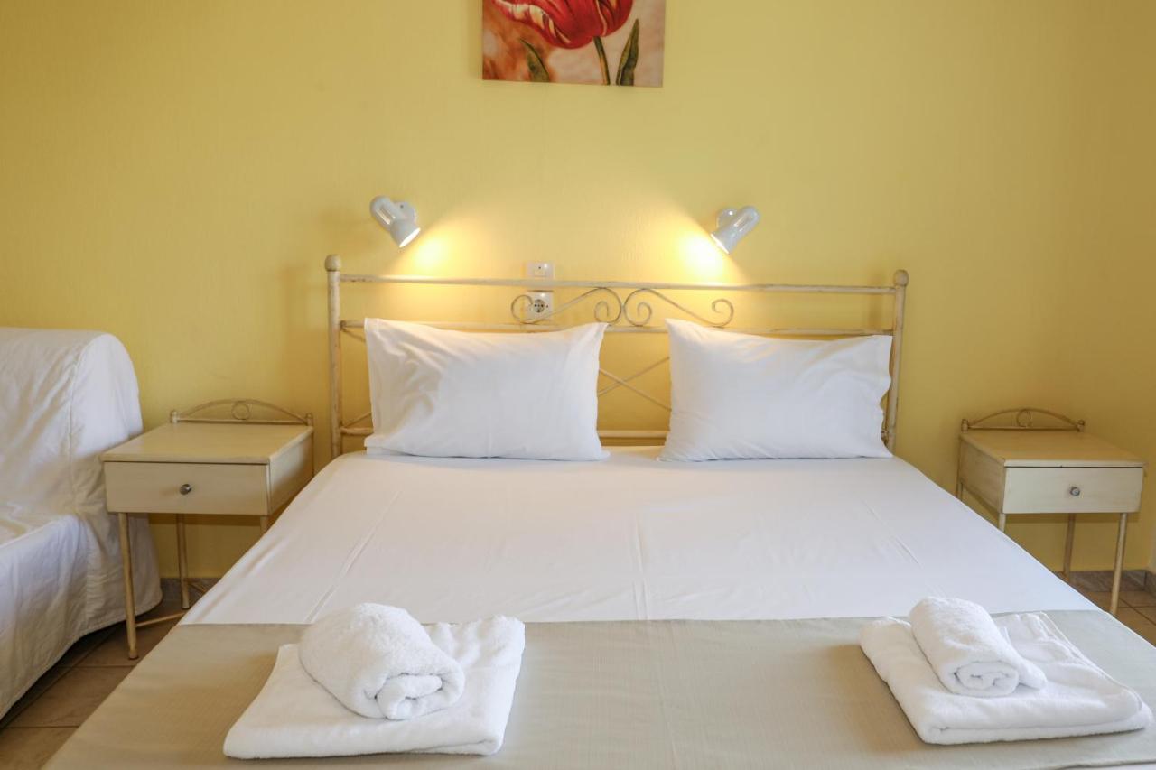 Takis Aparthotel