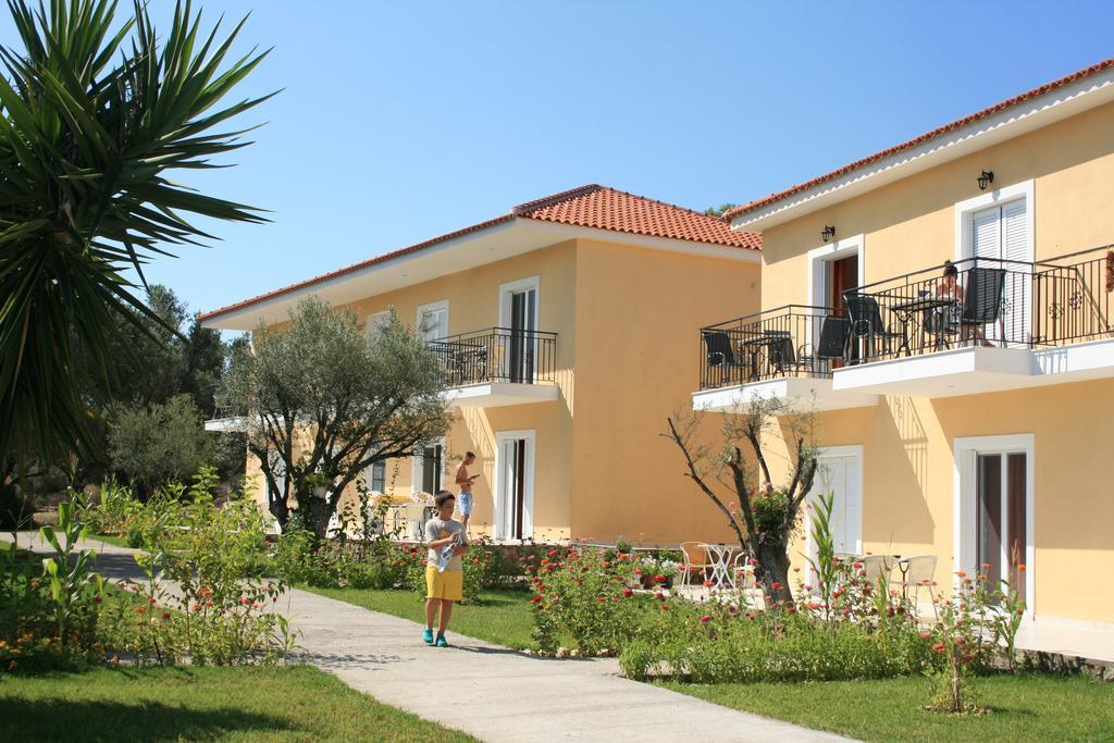Aparthotel Pythos 2*