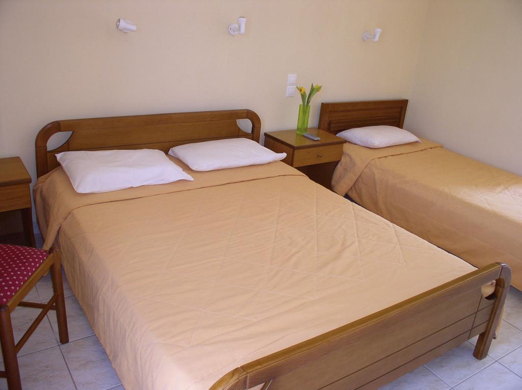 Aparthotel Pythos 2*