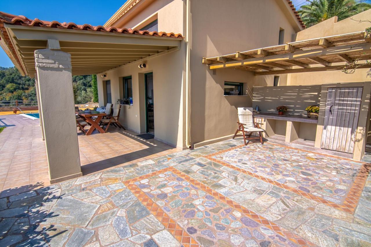 Zaki Villa
