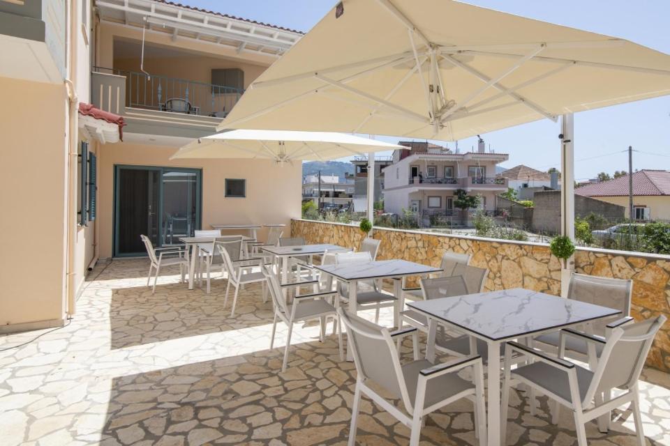 Anemos Aparthotel