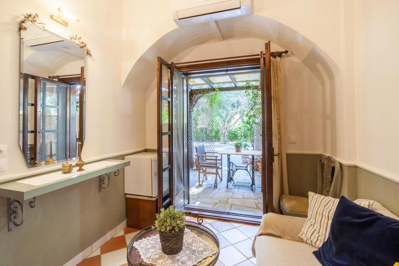 Guest house Alterra Vita Neos Marmaras